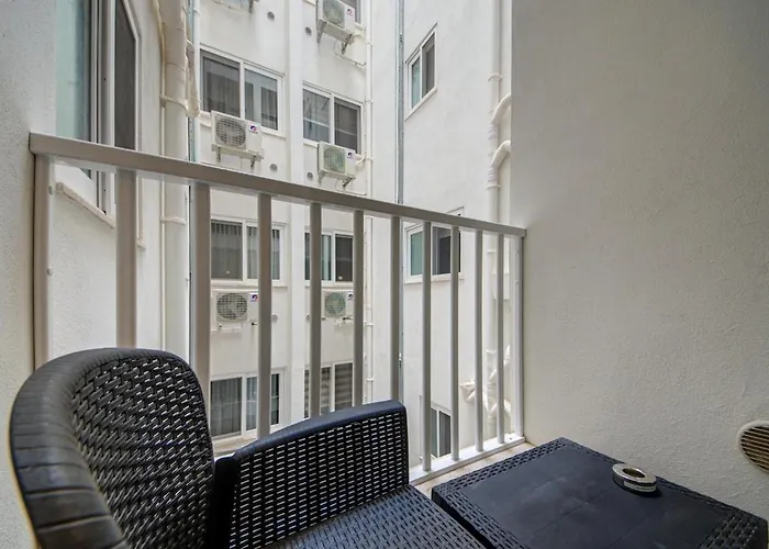 Luxurious And Spacious With Bbq Lejlighed