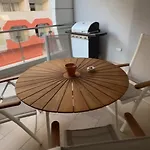 Luxurious And Spacious With Bbq Apartamento *