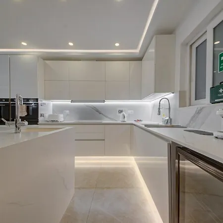 Apartamento Luxurious And Spacious With Bbq *