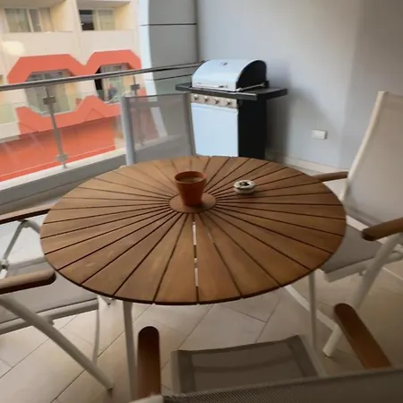 Luxurious And Spacious With Bbq Apartamento *