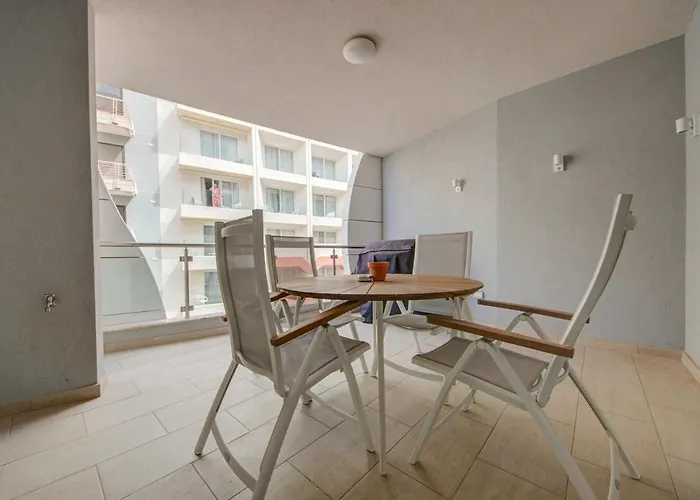 Luxurious And Spacious With Bbq *